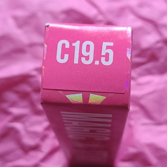 NEW Jeffree Star Magic Star Concealer in C19.5 - Picture 6 of 8